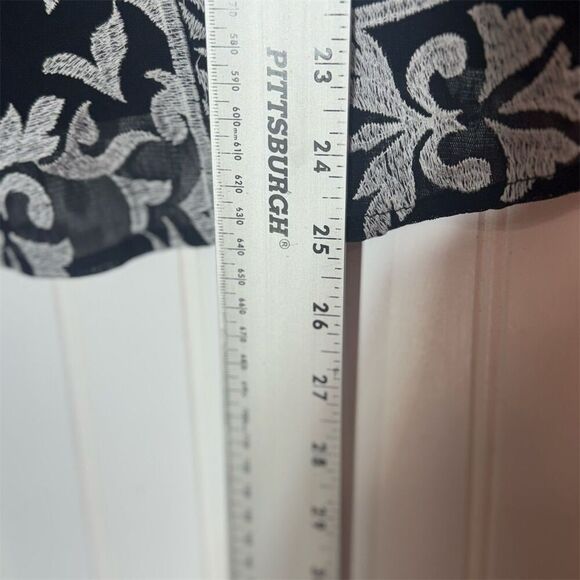 INC Black White Embroidered Sleeveless Blouse Top M Floral Baroque Lined Boho - Picture 5 of 8